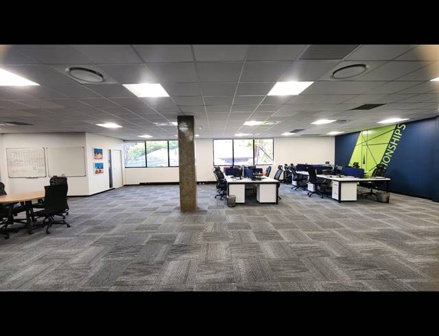 412M² OFFICE TO LET IN HOUGHTON ESTATE